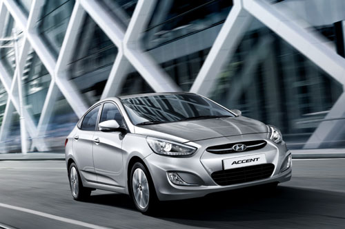 150414-hyundai-Accent-3