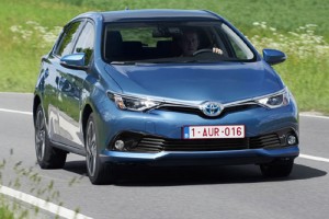 Yeni-Auris-(1)