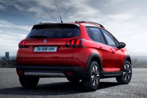 PEUGEOT_2008_02