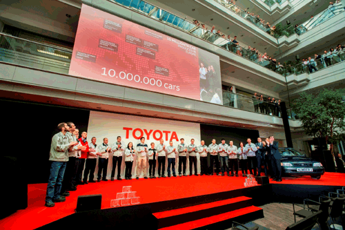 160504-OTO-TOYOTA-10MILYON