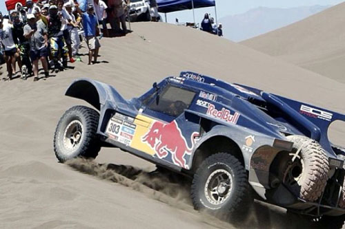 140109-dakar-car-sainz