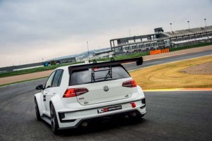 VW GOLF GTI TCR